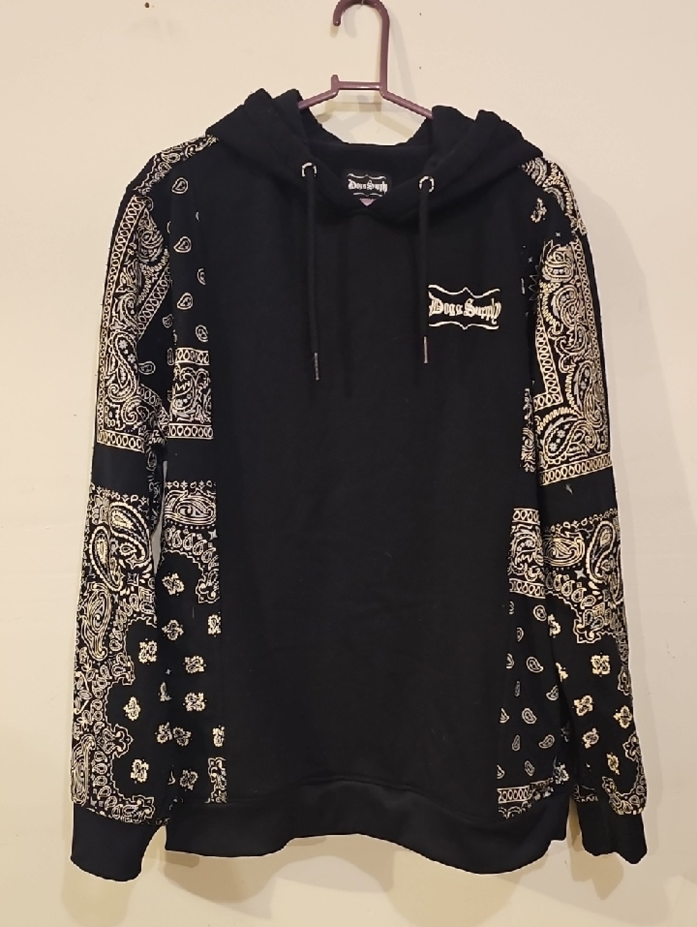 Dogg Supply Mens Hooded Sweatshirt, Sz Medium! Black And White!